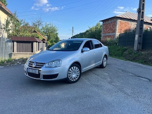 Volkswagen Jetta 1.6 Benzină 