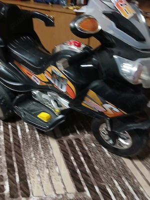 vand motor electric cu trei roti pentru copii 