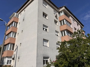 Apartament 3 camere tip PB bloc reabilitat - imagine 15
