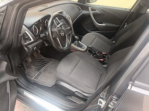 Opel Astra j 1.4 benzina  - imagine 5