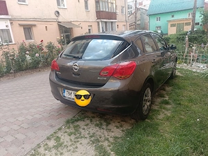 Opel Astra j 1.4 benzina  - imagine 2