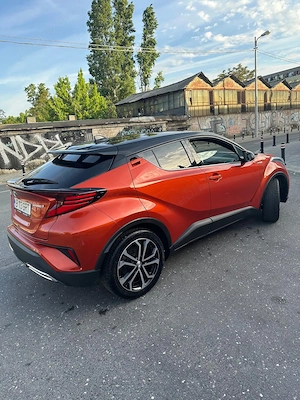Toyota C-HR Hybrid 2.0 184 CP Premium Bi-Tone Orange Black - imagine 3