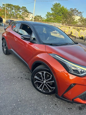 Toyota CHR Premiere | 184 CP