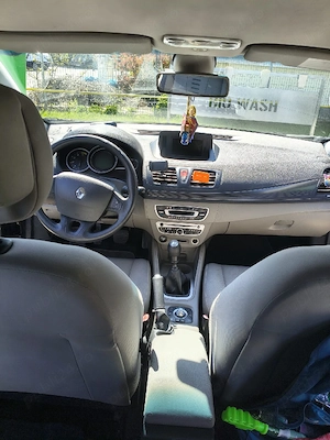 Vand renault megan - imagine 2