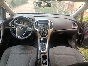 Opel Astra j 1.4 benzina  - imagine 10