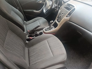 Opel Astra j 1.4 benzina  - imagine 7