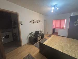 Proprietar, Inchiriez Apartament cu 1 Camera - imagine 2