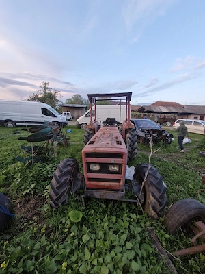 Tractor carraro 4x4 - imagine 3