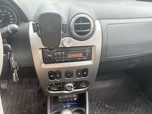 Dacia Sandero Stepway 1.5 dCi 90 CP Euro 5   2012 - imagine 8