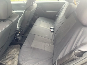 Dacia Sandero Stepway 1.5 dCi 90 CP Euro 5   2012 - imagine 9