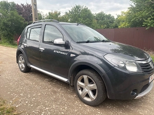 Dacia Sandero Stepway 1.5 dCi 90 CP Euro 5   2012 - imagine 7