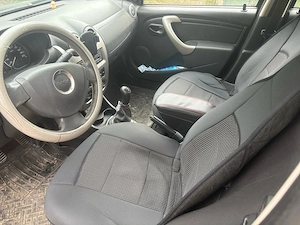 Dacia Sandero Stepway 1.5 dCi 90 CP Euro 5   2012 - imagine 10
