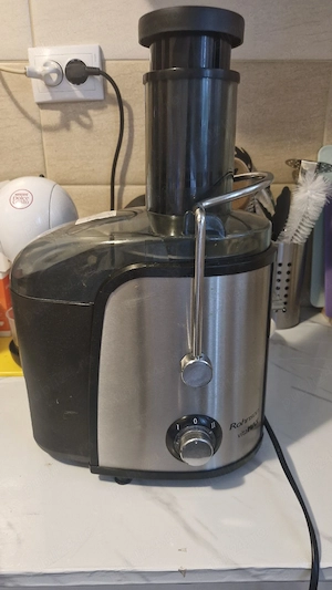 Storcator fructe si legume multifunctional 