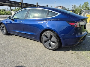 Tesla Model 3 SR+ - imagine 2