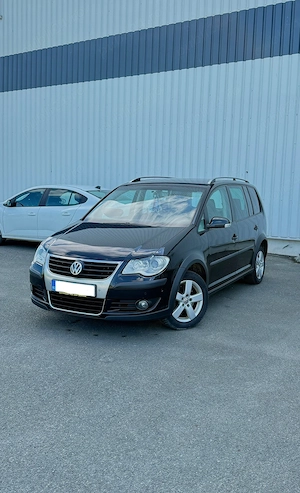 VW Touran Cross 2.0 Diesel 170 cai