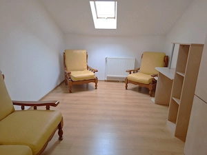 Brasov zona garii - Lacramioarelor, living + 2 camere, 54mp,  etaj 5, scara interioara. 81.000 EUR - imagine 10