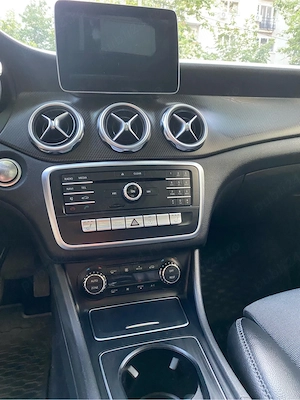 vand Mercedes GLA 220 Facelift 2017 - imagine 3