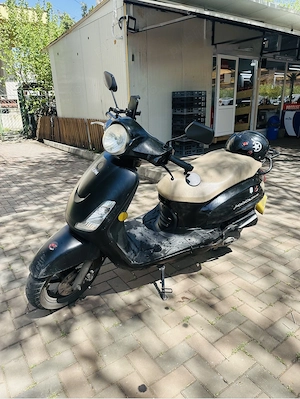 Inchiriere scutere food delivery  - imagine 3