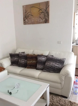 Apartament 3 camere, două terase , două băi, 61 m pătrați utili  - imagine 3