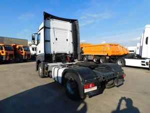 Mercedes Actros - imagine 4