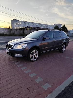 Skoda Octavia 2 facelift  - imagine 3