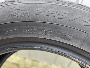Cauciucuri vara 225/55 R17 DOT 0924 - imagine 2