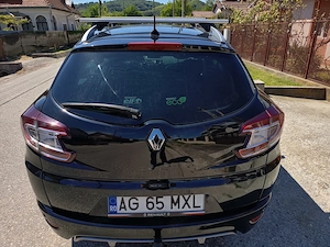 Mașini de vînzare Megan 3model bose 2012 impecabil - imagine 2
