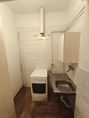 Lipovei casa pentru Muncitori 20 euro -noapte-camera - imagine 2