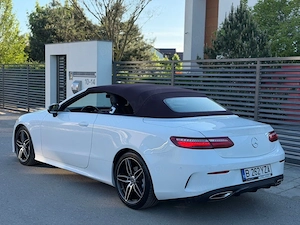 Mercedes-Benz E 200 Cabrio Pachet Amg-Night km 73.000 Fabricație 2020 Primul Propietar Impecabil NOU - imagine 3