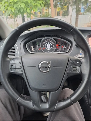 Volvo V40 2017 - imagine 4
