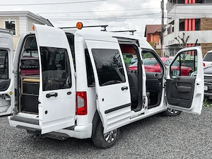 Vand Ford Turneo Connect - imagine 6