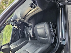 BMW 320 D Facelift 150 cp  - imagine 8