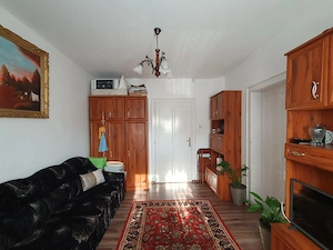 Vand apartament la casă cu curte   zonă centrală aproape de Malul Mureșului! - imagine 18