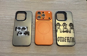Vand 3 Huse compatibile cu modelul telefonului Iphone 14 Pro