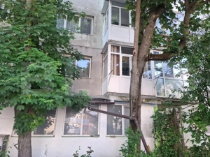 Apartament etaj 1 de vanzare