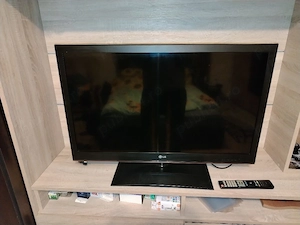 Vand televizor LG Full HD 