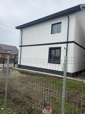 Vilă De Vănzare În Localitatea Lumina - imagine 4