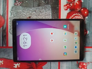 Vând tableta M8 Lenovo 175 Ron 