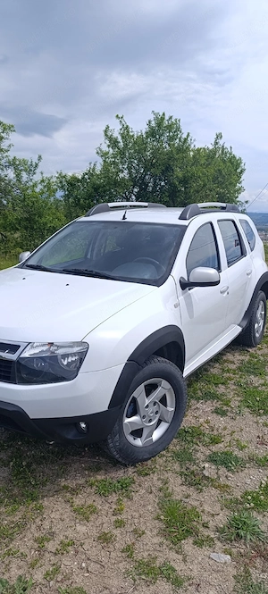 Dacia Duster 4x4 diesel 1.5 - imagine 2