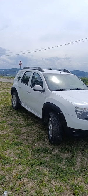 Dacia Duster 4x4 diesel 1.5 - imagine 3