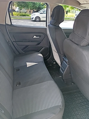 Dacia Duster PRESTIGE 1.3cmc, 130cp, 12.2022, clima automata. - imagine 9