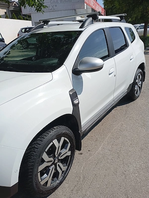 Dacia Duster PRESTIGE 1.3cmc, 130cp, 12.2022, clima automata. - imagine 3