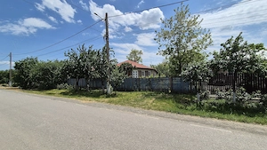 Casă şi teren 1005 mp de vânzare în Platoneşti   stradă principală - imagine 8