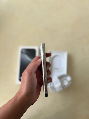 Iphone 16 pro - 128gb - stare perfecta - cu toate Accesoriile