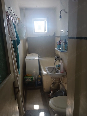 Vând apartament zona Fortuna - imagine 4