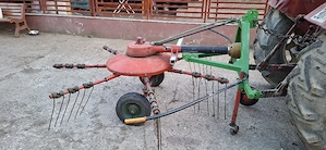 Grebla adunat fân