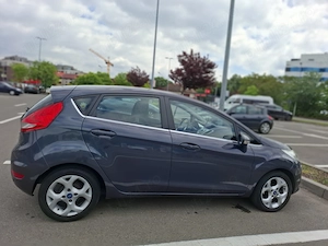 Ford Fiesta Ford Fiesta Titanium 1.6 diesel, 95 CP - imagine 7