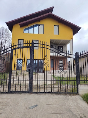 Vila in Răzvad cu doua etaje - imagine 2