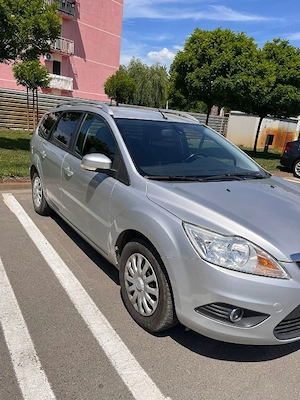 Vând ford focus 2 , an 2010  - imagine 2