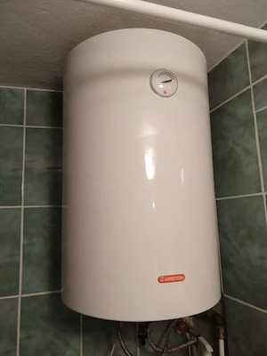 Vand boiler Ariston 80 L